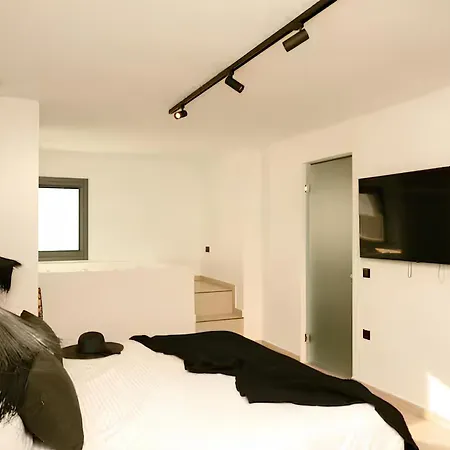 Gazelle Living Apartment