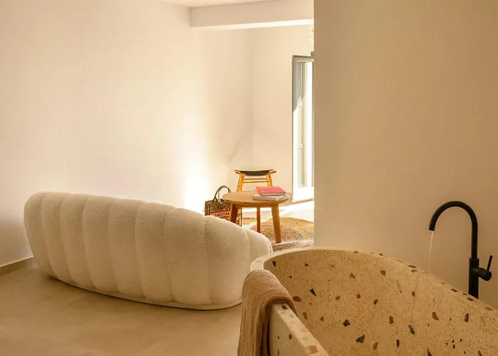 Gazelle Living Apartment